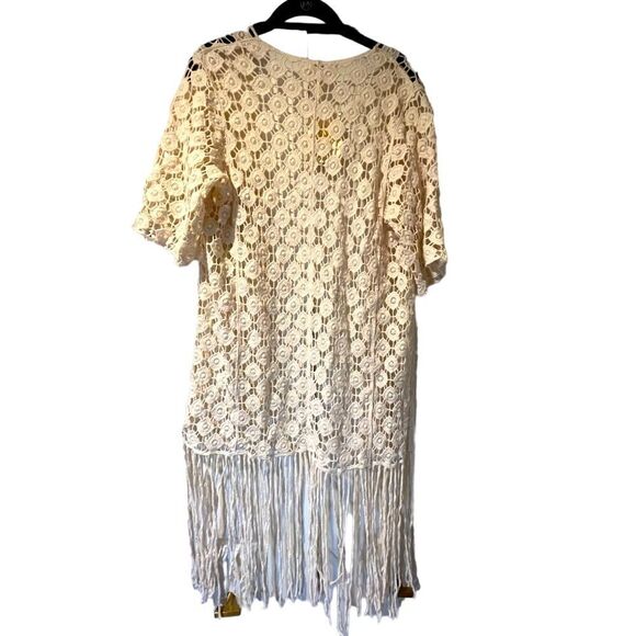 NWT Crochet Fringe Cream Colored Cardigan Fringe, Floral, Comfortable, D21 - Picture 4 of 7